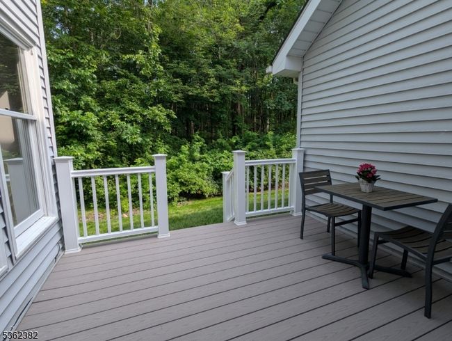 22 Arthurs Ct, Townhouse with 3 bedrooms, 2 bathrooms and null parking in Berkeley Heights NJ | Image 18