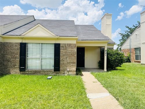 821 Denmark Dr, Mesquite, TX, 75149-3269 | Card Image