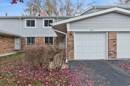 1967 N Jamestown Dr, Palatine, IL, 60074-1404 | Card Image