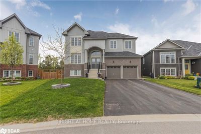 208 Lia Dr, House other with 4 bedrooms, 4 bathrooms and 6 parking in Stayner ON | Image 2