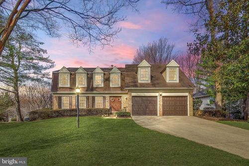 10150 Red Spruce Rd, FAIRFAX, VA, 22032-3605 | Card Image