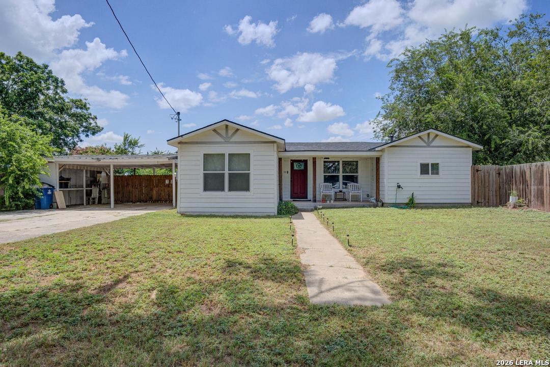 Residential in Devine 3