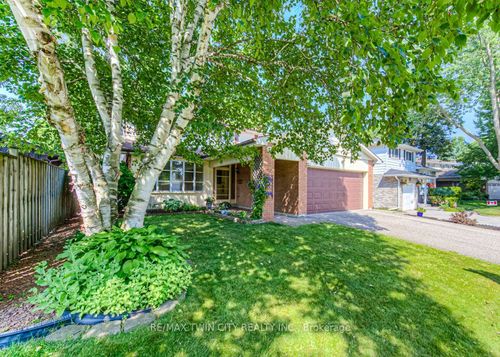 172 Brookside Cres, Kitchener, ON, N2N1H1 | Card Image