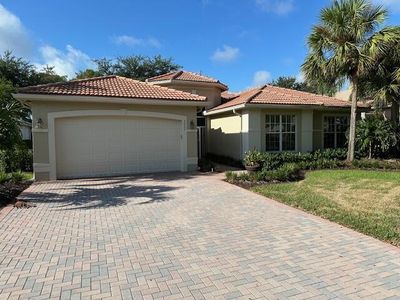 8887 Majorca Bay Drive, House other with 4 bedrooms, 2 bathrooms and null parking in Lake Worth FL | Image 2