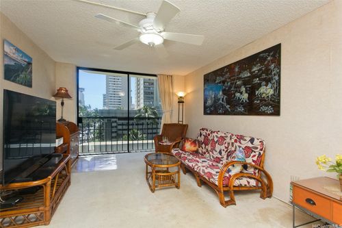 605-440 Seaside Ave, Honolulu, HI, 96815-2659 | Card Image