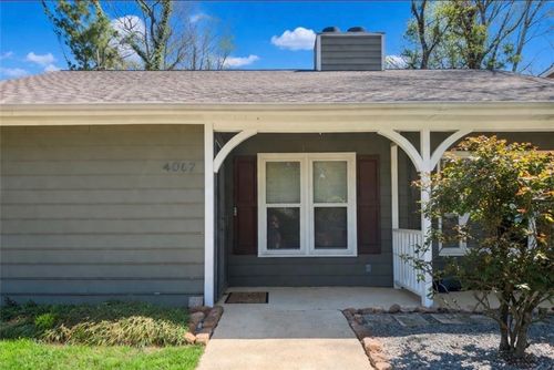 4067 Coopers Hill Dr Se, Smyrna, GA, 30080-6466 | Card Image