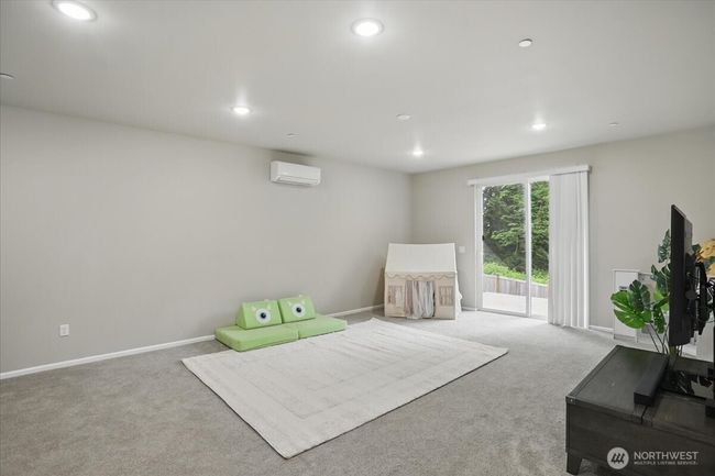 19431 9 Th Ave Se, House other with 5 bedrooms, 4 bathrooms and 2 parking in Bothell WA | Image 16