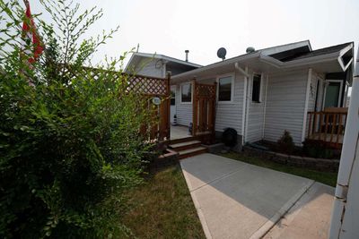 5011 49 St, House detached with 3 bedrooms, 2 bathrooms and 6 parking in Consort AB | Image 3