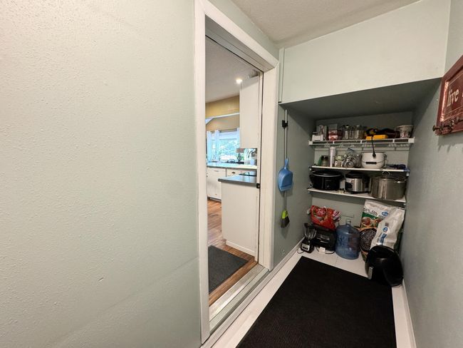 Pantry.jpg | Image 9