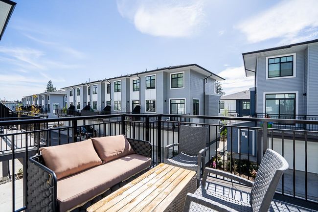 80 - 15235 Sitka Drive, Townhouse with 3 bedrooms, 2 bathrooms and 2 parking in Surrey BC | Image 16