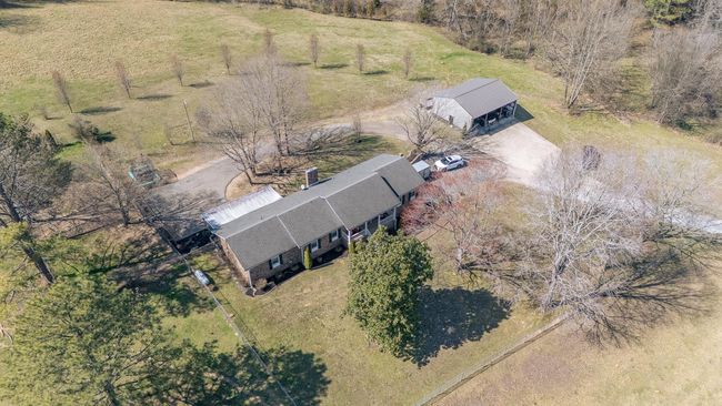 735 Streaming Water Loop, House other with 3 bedrooms, 4 bathrooms and null parking in Clifton TN | Image 4