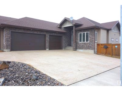 5102 53 A Ave, House other with 5 bedrooms, 3 bathrooms and 7 parking in Legal AB | Image 1