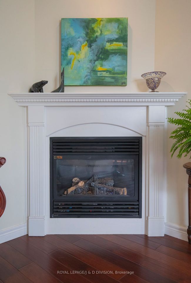 310 - 1742 Ravenwood Dr, Condo with 3 bedrooms, 3 bathrooms and 2 parking in Peterborough ON | Image 5