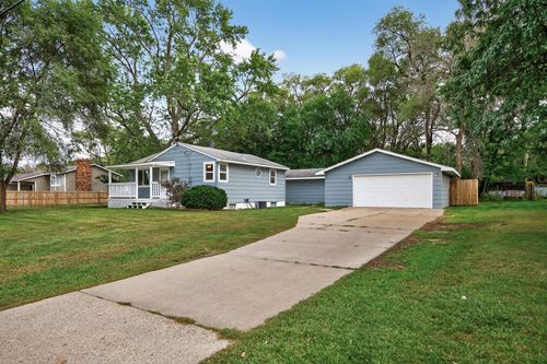 1270 80th Ave Ne, Spring Lake Park, MN, 55432-2042 | Card Image
