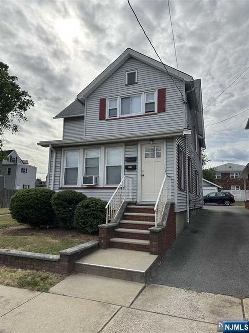 289 Livingston Ave, Lyndhurst, NJ, 07071-1801 | Card Image