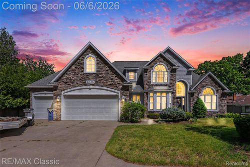 5118 S Shore Dr, Whitehall, MI, 49461-9434 | Card Image