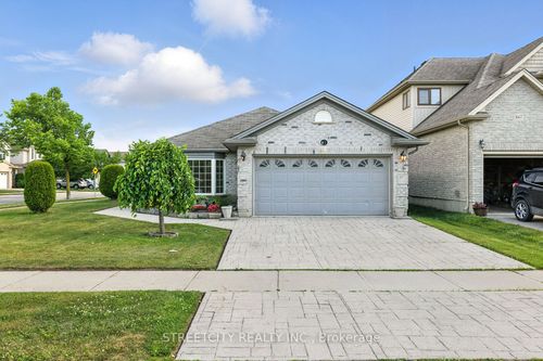 1673 Mcneil Rd, London, ON, N6M0A3 | Card Image