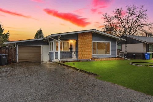 2785 Countess Cres, Abbotsford, BC, V2T2E3 | Card Image