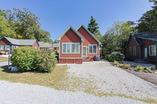 2-2 Courtview Ln, Westford, MA, 01886-1098 | Card Image