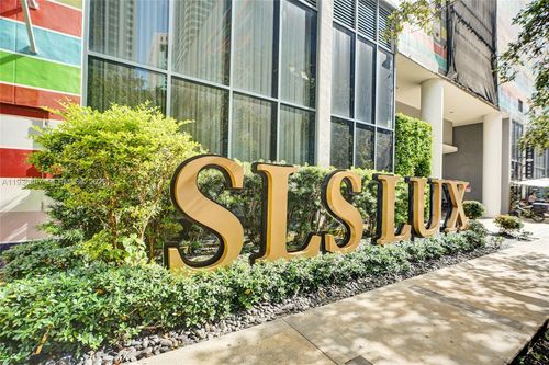 2405-801 S Miami Ave, Miami, FL, 33130-4531 | Card Image