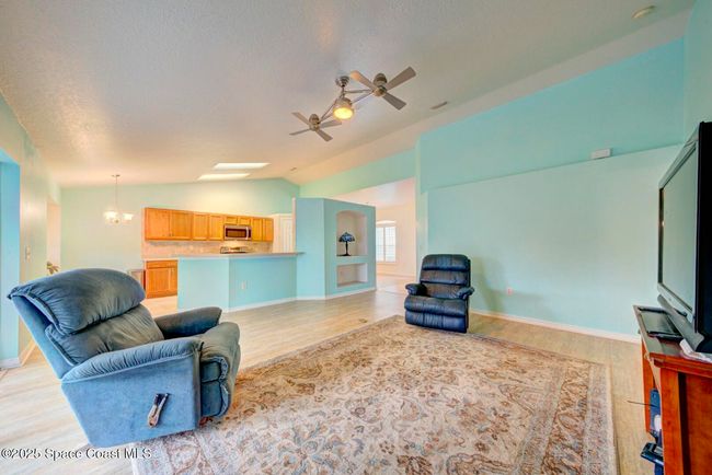 6175 Grissom Pkwy, House other with 3 bedrooms, 2 bathrooms and null parking in Cocoa FL | Image 9