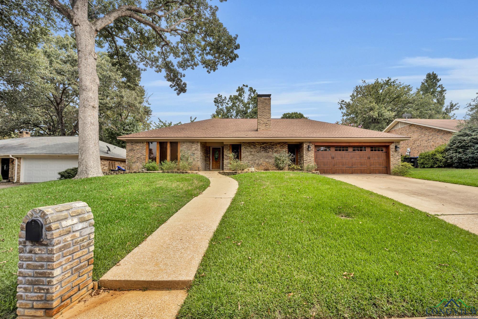 Tiffany Ln, Longview, TX 75604