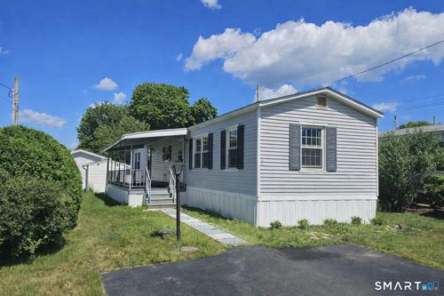 18 Broadway N, Westbrook, CT, 06498-1631 | Card Image