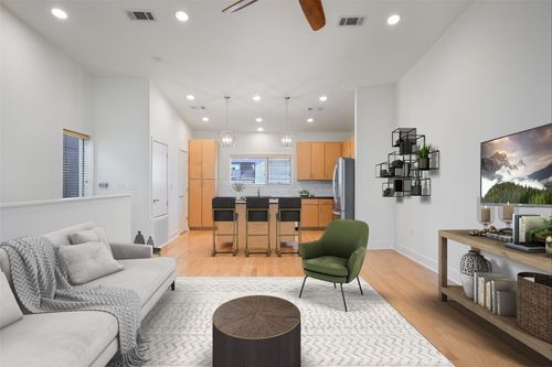 unit-22-1702 S Lamar Blvd, Austin, TX, 78704-3340 | Card Image