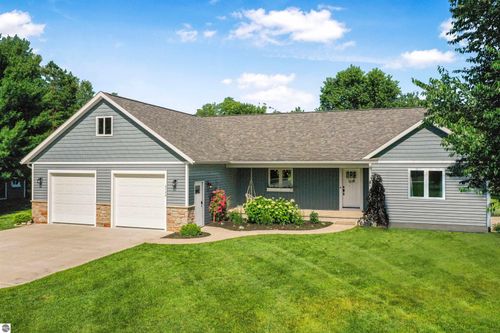 2722 Danbury Rd, Kingsley, MI, 49649-9800 | Card Image