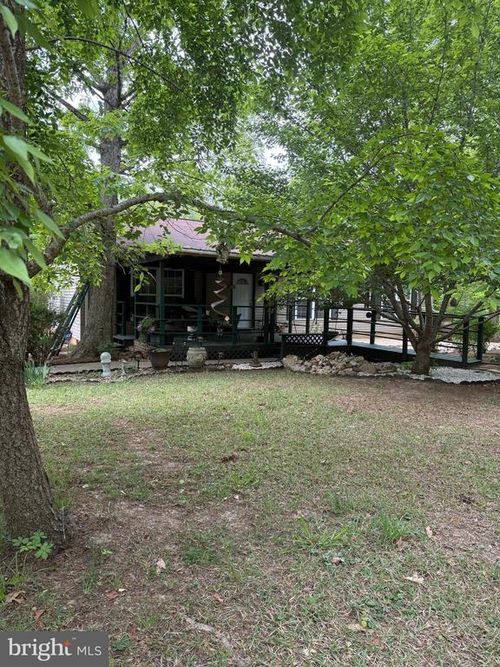 34254 Richards Ferry Rd, RICHARDSVILLE, VA, 22736-1984 | Card Image