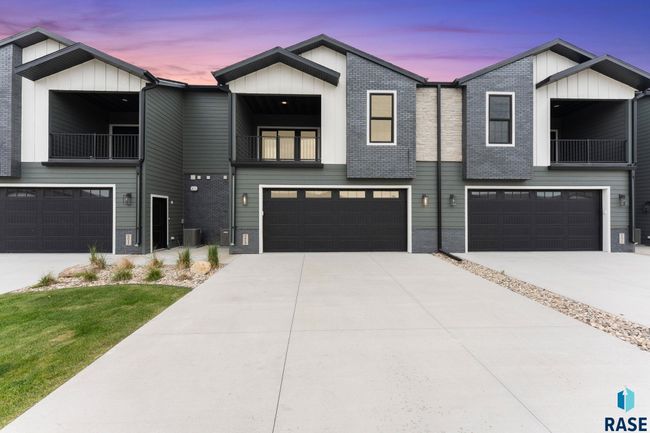 8619 W Shoreline Pl, Townhouse with 3 bedrooms, 3 bathrooms and null parking in Sioux Falls SD | Image 21