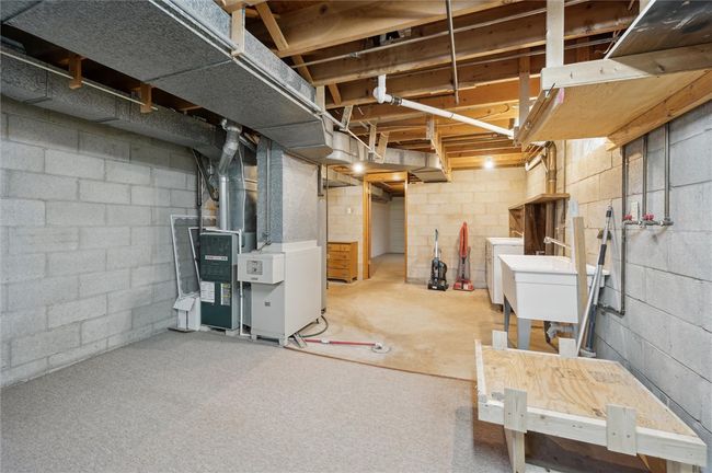 502 Sycamore St, House other with 3 bedrooms, 2 bathrooms and 2 parking in Vandergrift PA | Image 31