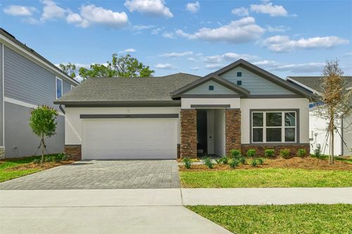 6056 Sacred Oak Ave, MOUNT DORA, FL, 32757-8075 | Card Image