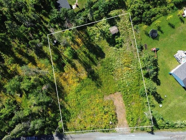 Land in Rimouski 3