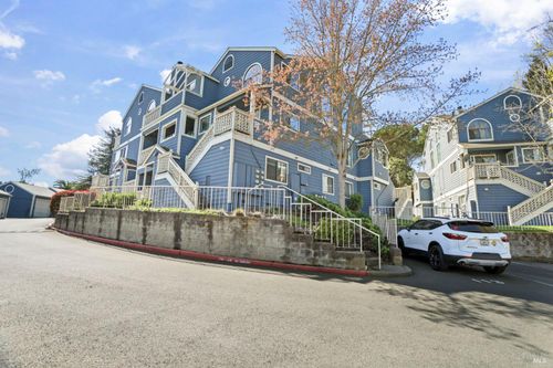 219 Sea Crest Circle, Vallejo, CA, 94590 | Card Image