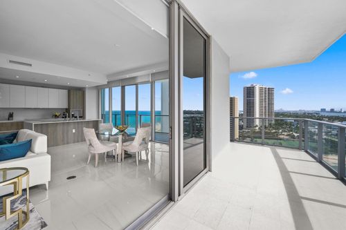 h-1508-3100 N Ocean Dr, Riviera Beach, FL, 33404-3214 | Card Image