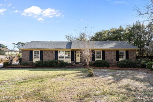 229 Navaho Trl, Wilmington, NC, 28409-3227 | Card Image