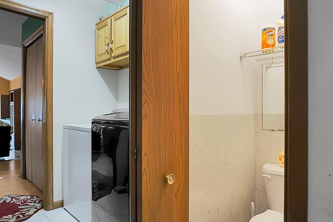 Half bath in Garage | Image 44