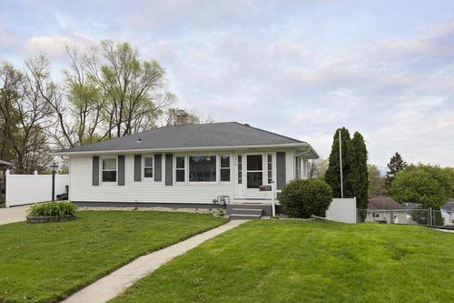 315 Hillcrest Drive, Fort Atkinson, WI, 53538 | Card Image