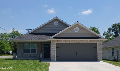 1931 N Saint Louis Ave, Joplin, MO, 64801-1184 | Card Image