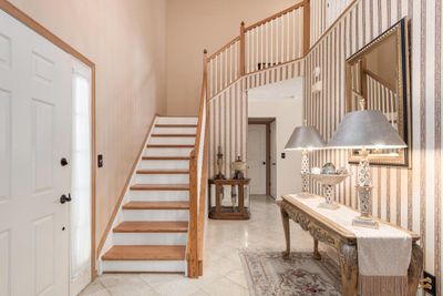 2 Story Entry | Image 3