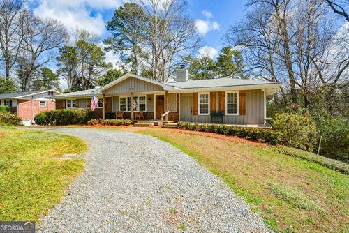 18 Old Farm Rd, Marietta, GA, 30068-3427 | Card Image
