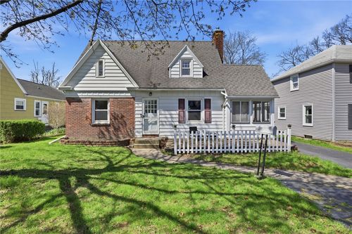 141 Cooper Rd, Irondequoit, NY, 14617-3026 | Card Image