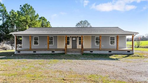 7489 Riverside Rd, Seagrove, NC, 27341-8428 | Card Image