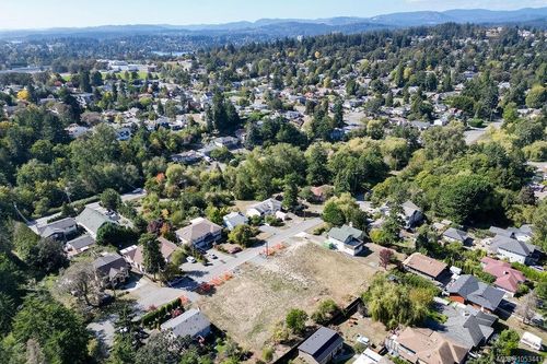 710 Violet Ave, Victoria, BC, V8Z2R3 | Card Image