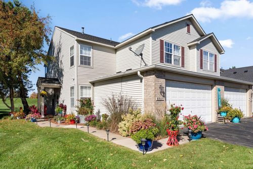 8967 Comstock Ln N, Maple Grove, MN, 55311-1521 | Card Image