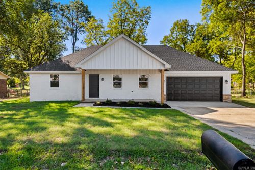1501 W Iowa St, Beebe, AR, 72012-2509 | Card Image
