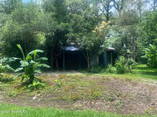 101 Hidden Hills Lake Rd, Arnaudville, LA, 70512-6466 | Card Image