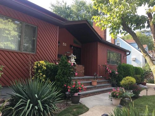 left-53 Kirkwood Rd, Port Washington, NY, 11050-1453 | Card Image