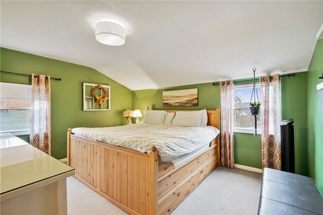 1009 Connor Rd, House other with 5 bedrooms, 2 bathrooms and 1 parking in Castle Shannon PA | Image 13